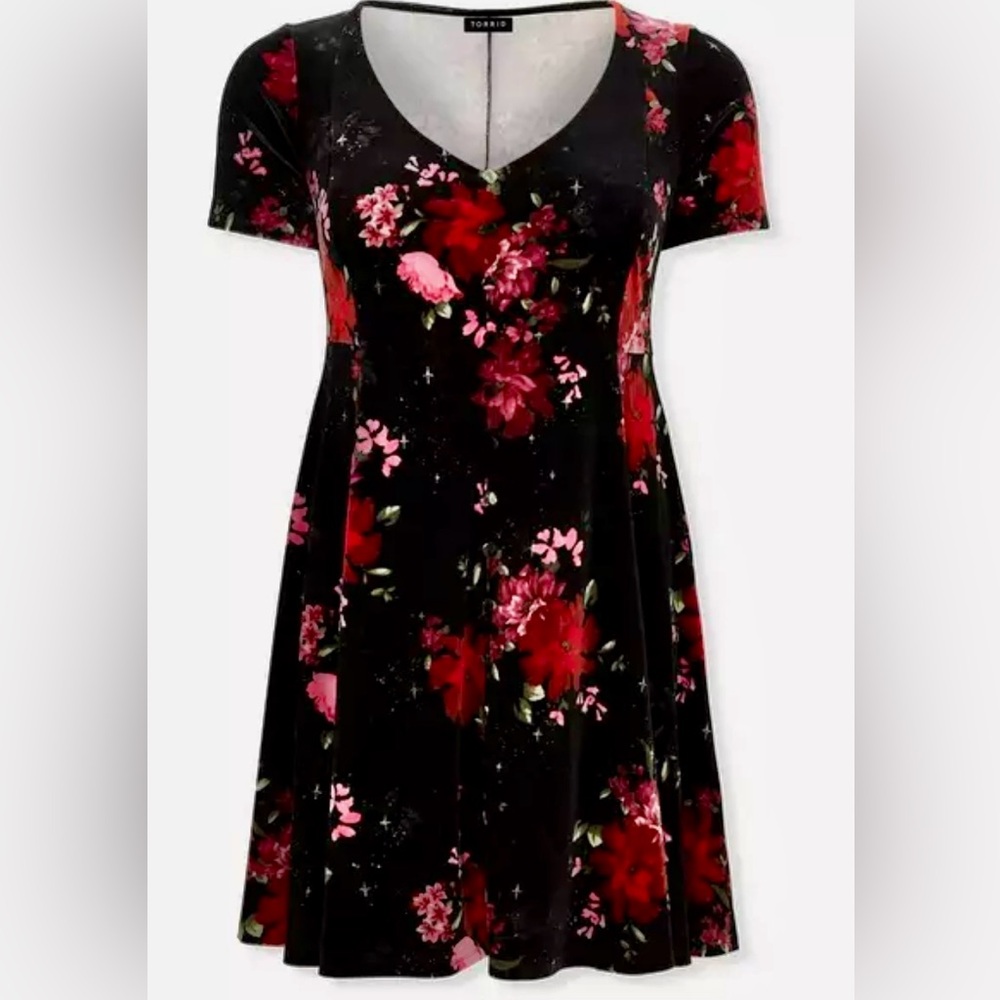 TORRID Sz. 0 (14/16) Floral Blk & Red Velvet  Dress - Gorgeous, yet comfortable